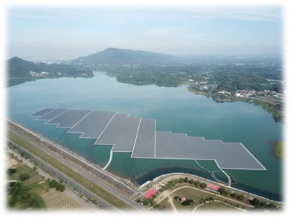 Ah Gong Dian Lake floating solar array